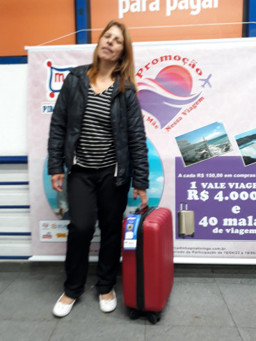 Claudia Hilrio - Ganhadora da Mala de Viagem - Loja Campos do Jordo.