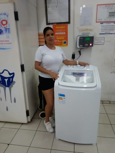 Renata Silva de Araujo - Ganhadora da Maquina de Lavar - Loja Jd. Satélite