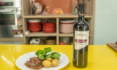 Picadinho de Carne ao Vinho Collina Tinto