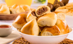 Esfirra de Fub� Dona Benta!