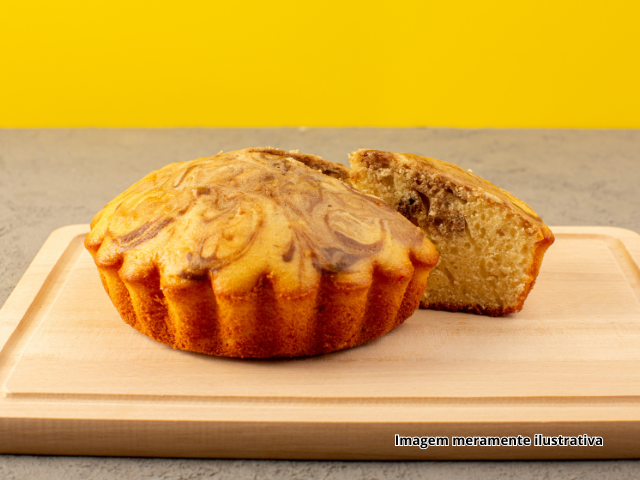 Bolo de Farinha de Banana Verde
