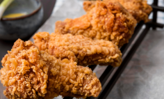 Frango crocante com cebola para Noite do Boteco!