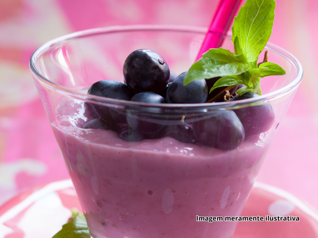 Mousse de uva com Suco Alian�a!