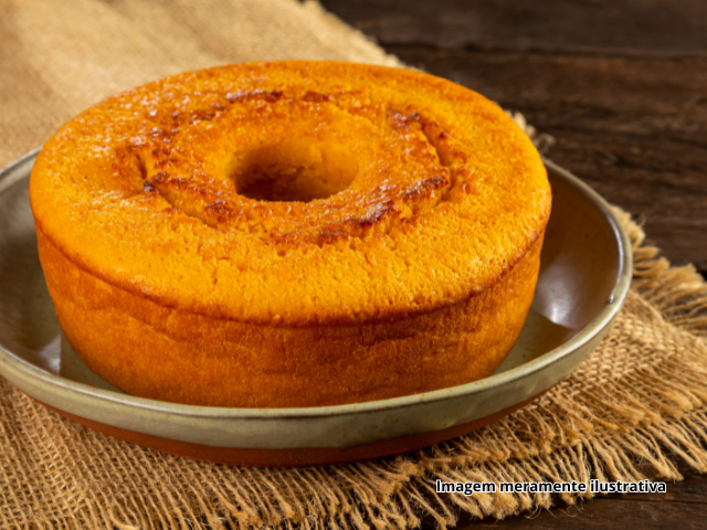 Bolo de Fub� Cremoso