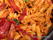 Macarr�o com Calabresa e Tomate Seco