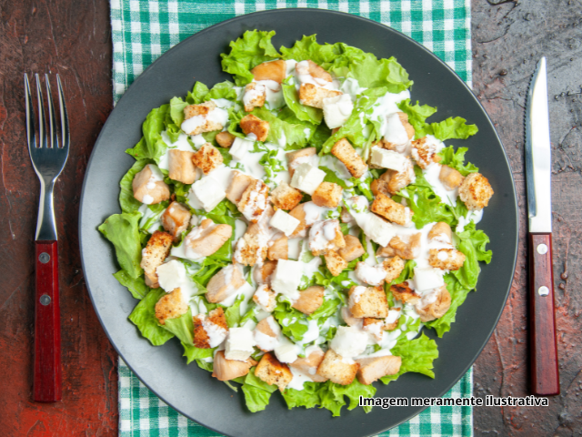 Salada Caesar