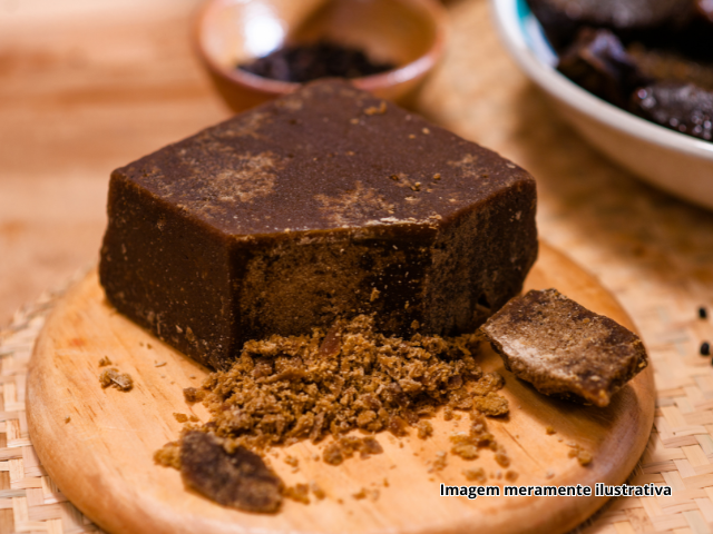 Rapadurinha de Chocolate com Amendoim