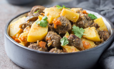 Carne de Panela com Batata e Mandioquinha