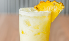 Gelado de abacaxi
