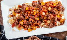 Picadinho de Carne com Lingui�a