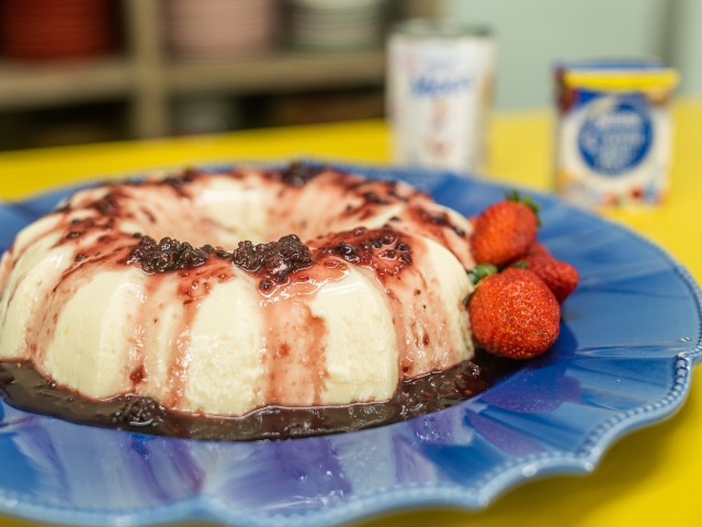 Panacota Nestle de Iogurte Grego