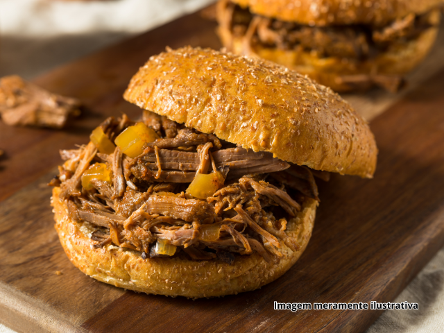 Carne Louca com P�o Franc�s