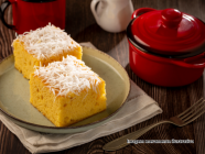 Bolo de Kimilho Floc�o com Coco